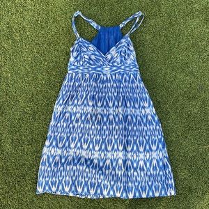 geometric print blue and white dress with pockets